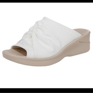 NIB LifeStride Air Step Womens Smile 3 Wedge Sandal White Size 6